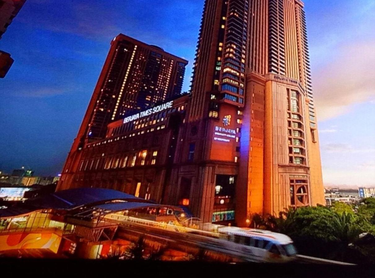 Times Square Kuala Lumpur By Luna Apartment Exterior photo